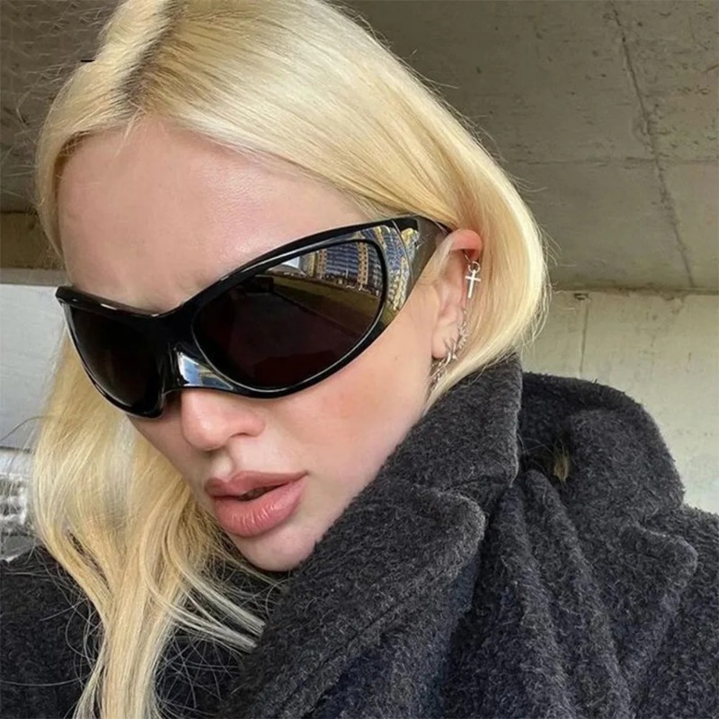 New Y2K Punk Sunglasses Women  - Vintage Fashion Enthusiasts ulasan dan harga